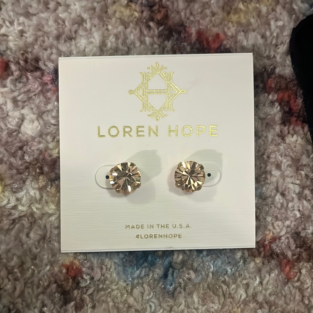 Loren Hope Kaylee Stud Earring Apricot NWT